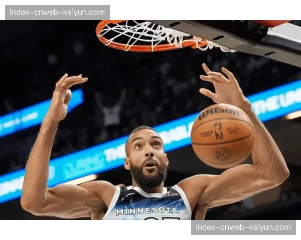 戈贝尔恶意犯规积分达上限，禁赛一场损失20.1万美元薪资