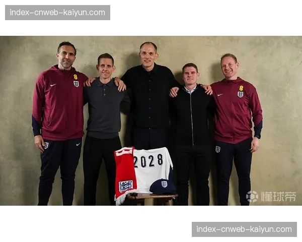 官方确认：门兴格拉德巴赫与功勋主帅续约至2028年